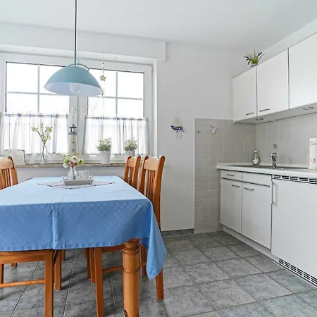 Riedgrashaus Riedgras 6